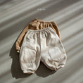 Charger l'image dans la visionneuse de la galerie, Pantalons à patchs assortis pour bébé
